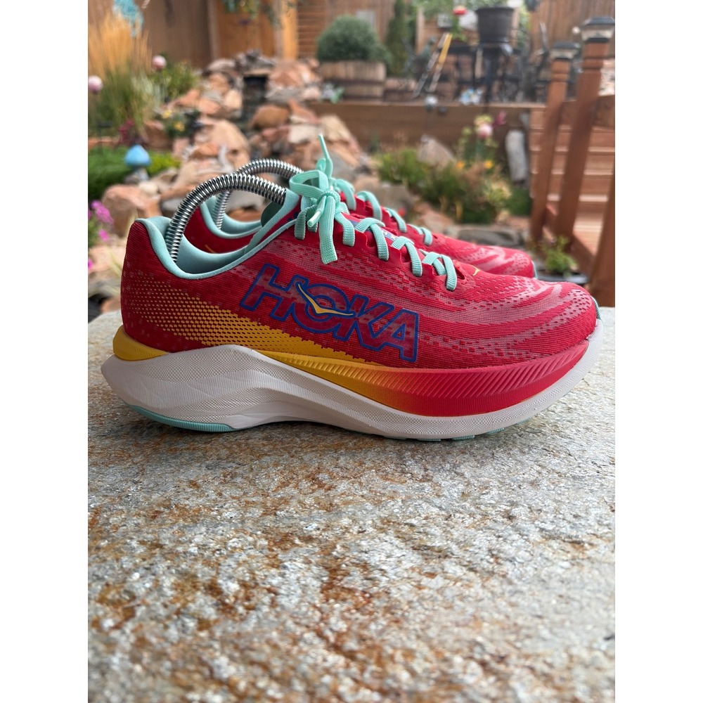 Hoka Mach X Womens Running Shoes 9.5B Creamsicle Red Orange Yellow 1141451
